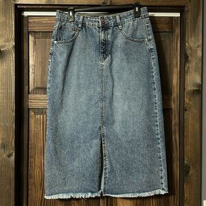Rewash long denim skirt size 9 - 29 never worn